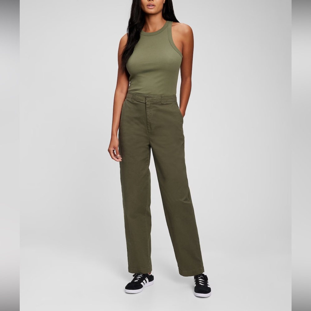 Gap straight leg khakis